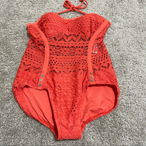 Robin Piccone  One Piece Swimsuit - Picture 3 of 4